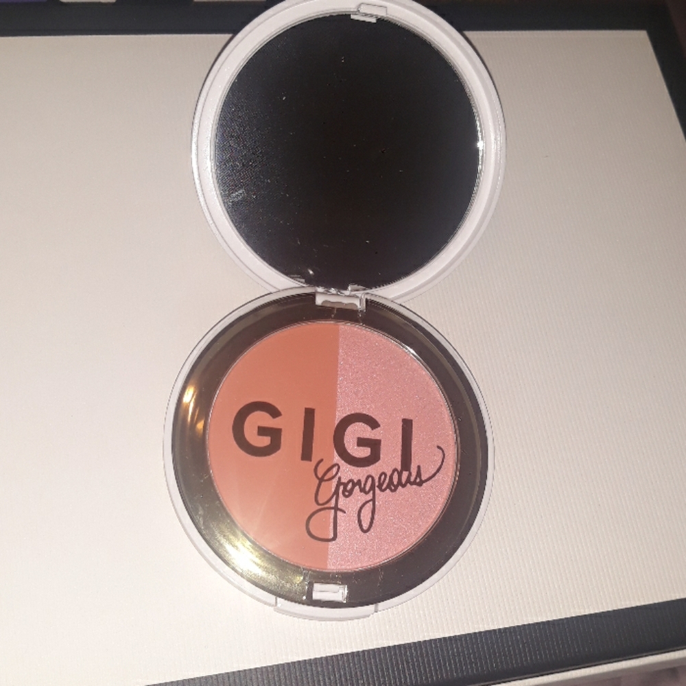 Gigi Gorgeous Cosmetics